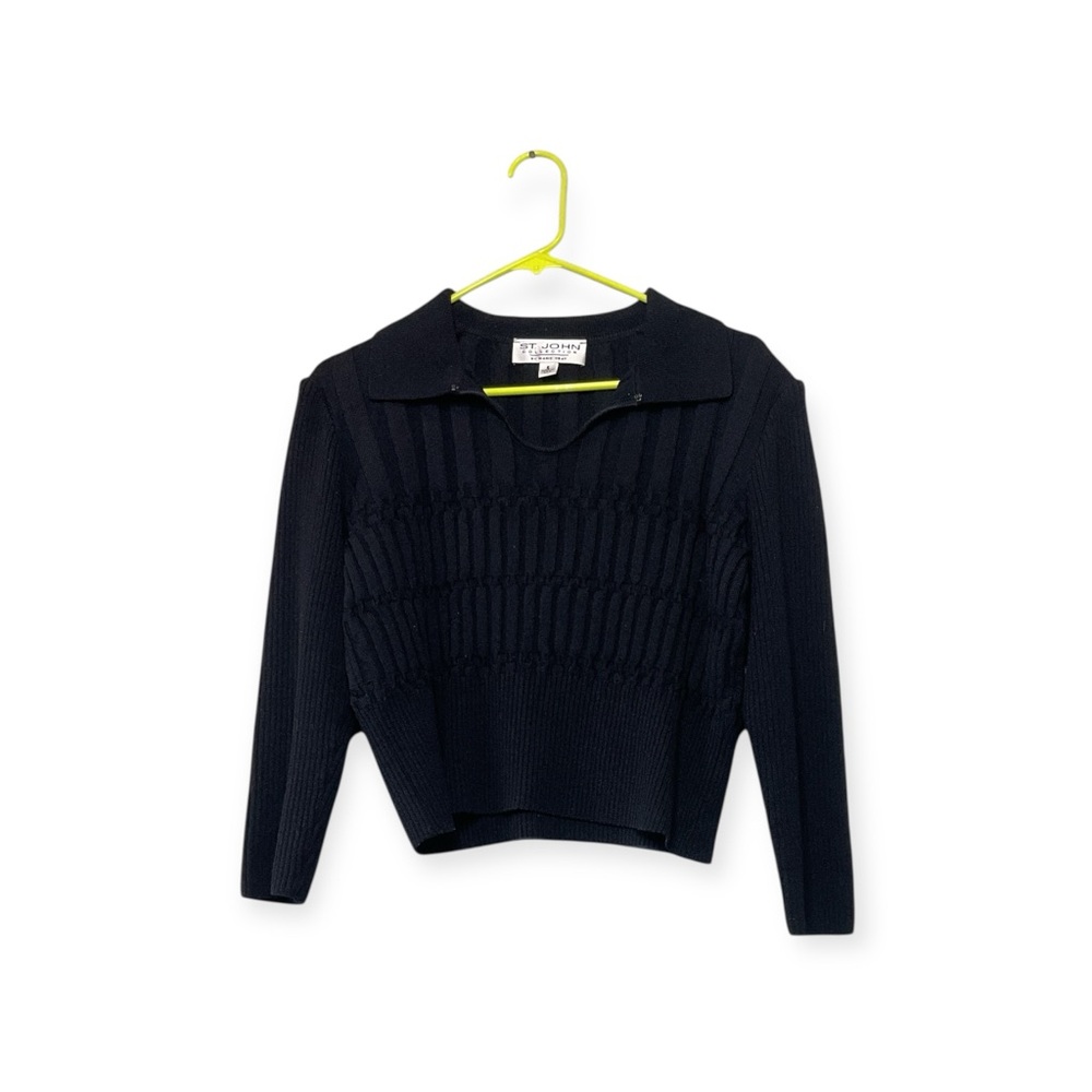 Women’s St. John Collection‎ Midnight Blue sweater with collar, size 6